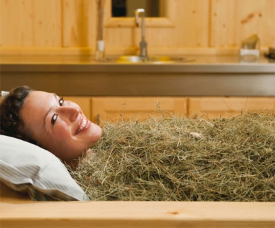 Baos de heno: un tratamiento natural con tradicin centenaria